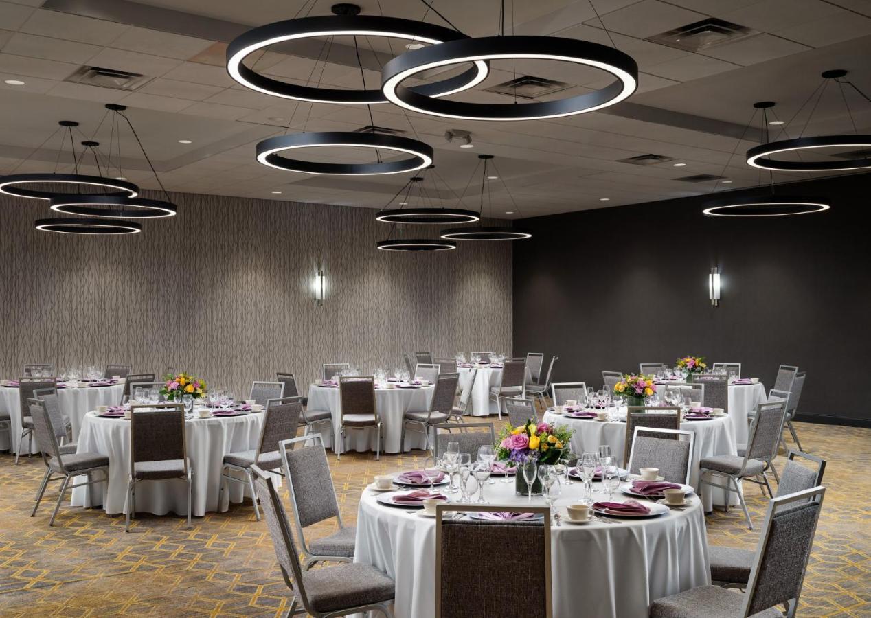 Holiday Inn Boston - Dedham Hotel & Conference Center By Ihg Buitenkant foto