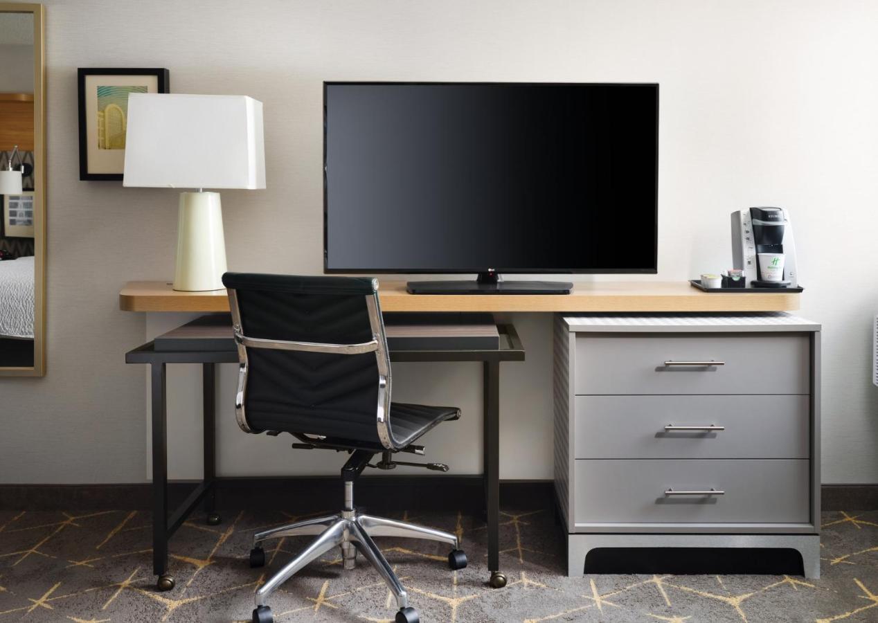 Holiday Inn Boston - Dedham Hotel & Conference Center By Ihg Buitenkant foto