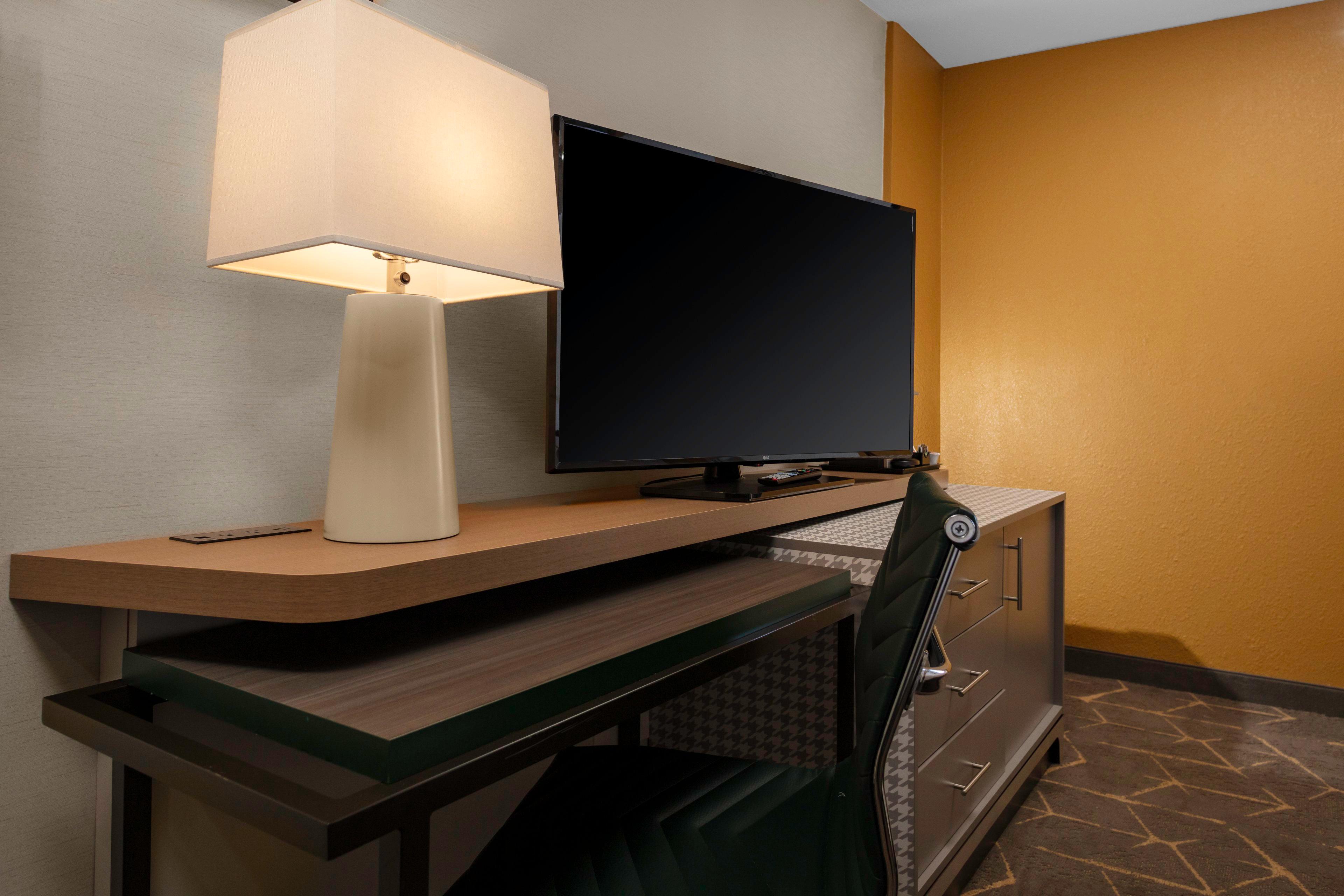 Holiday Inn Boston - Dedham Hotel & Conference Center, An Ihg Hotel Buitenkant foto